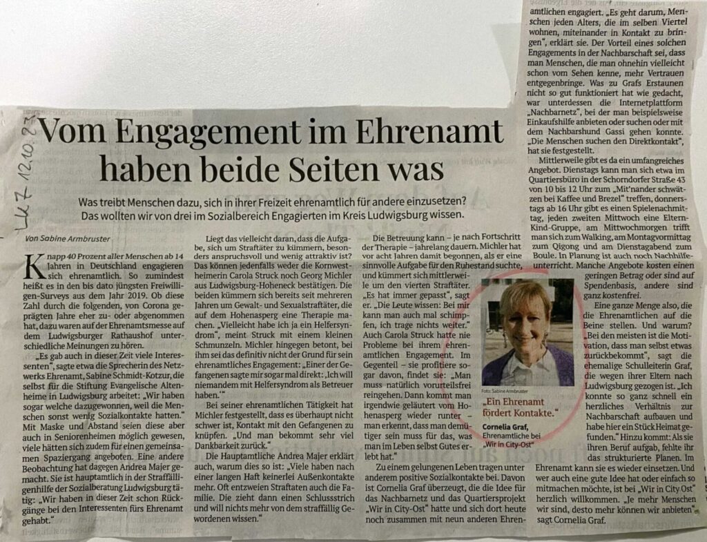 Nachbarnetz Ludwigsburg, ein Beitrag aus der Ludwigsburger Kreiszeitung (LKZ) vom 12.10.2023 über "Vom Engagement im Ehrenamt haben beide Seiten was".